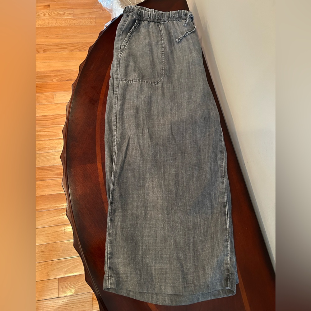 Women’s 100% Lyocell Wide Leg Cropped Pants by Splendid